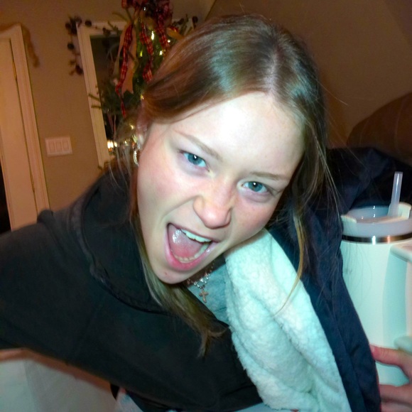 Meet your Posher, Dixie - Picture 1 of 1